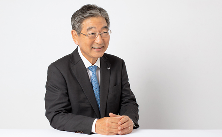 写真：代表取締役社長 金澤 明
