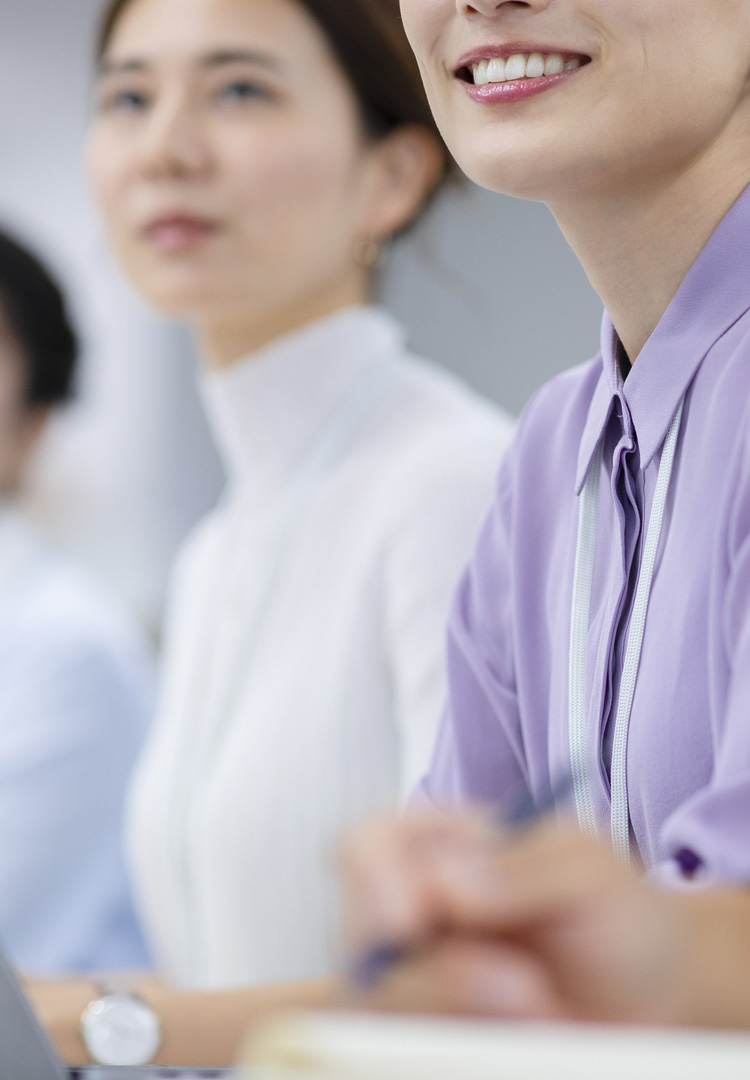 写真:セミナーを聴講する人々