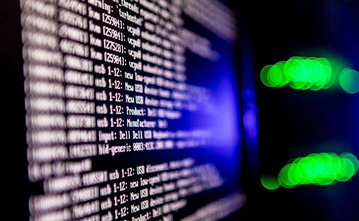 経済産業省「DXレポート」に見る『2025年の崖』バナー画像