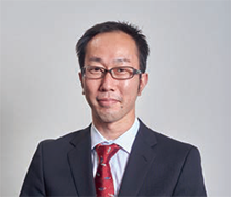 種村 旭紘氏
