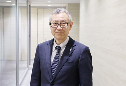 写真：執行役員 岩男公秀