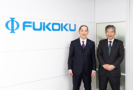写真：株式会社フコク代表取締役社長 大城郁男 様（左）、キヤノンITソリューションズ株式会社代表取締役社長 金澤 明（右）