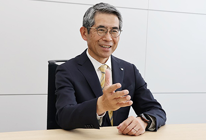 写真：ビジネスイノベーション推進センター長 （兼企画本部長）増田 有孝